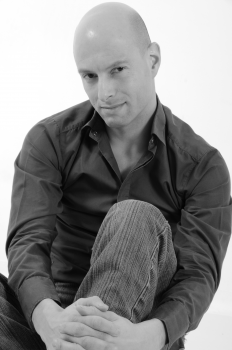 James Farrant - Pop/Rock Acoustic/Party Singer Guitarist!