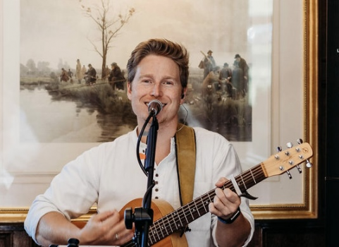 David Marken - Guitar/Vocal and DJ