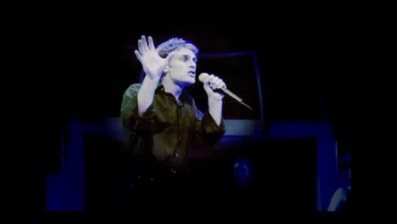 Danny Sings Cliff - Photo 2