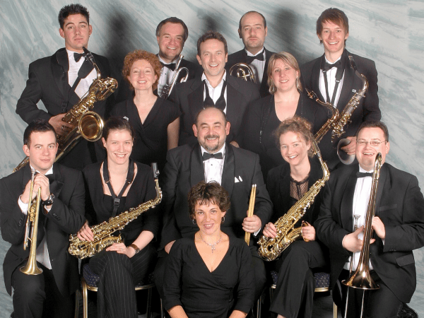 Mr Swing's Dance Orchestra - Photo 2