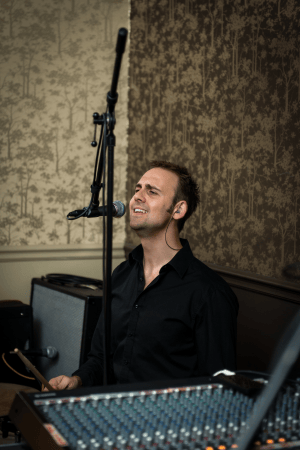 DUVET - The Ultimate Covers Band!! - Photo 16