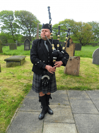 The Scottish Piper - Photo 6