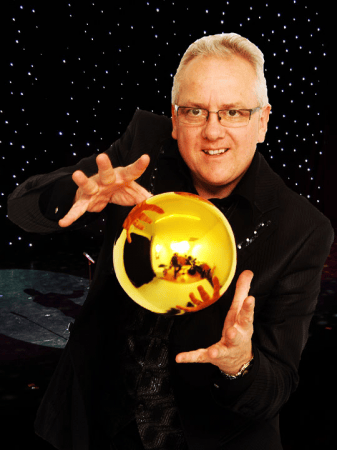 Mr Majestic -Professional Comedy Magician - Photo 5