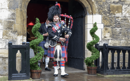 The Scottish Piper