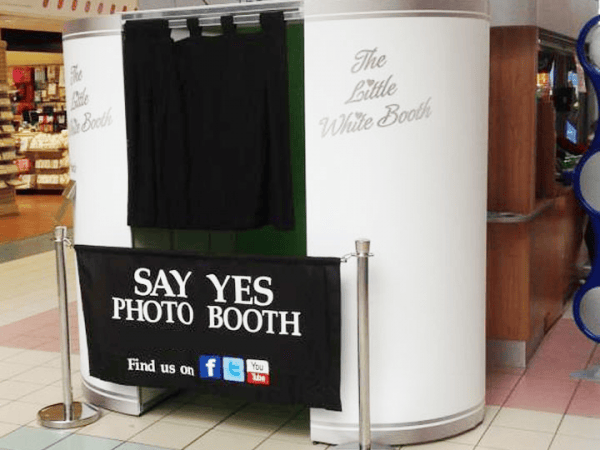 Say Yes Photo Booth - Photo 6