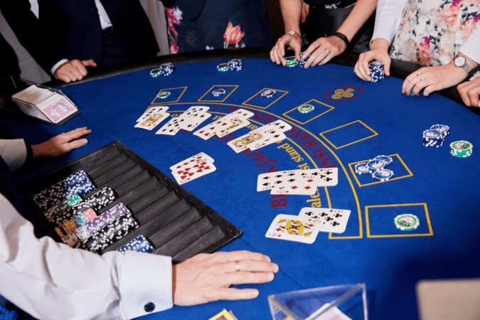 Fun Casino Hire - One Table - Photo 3