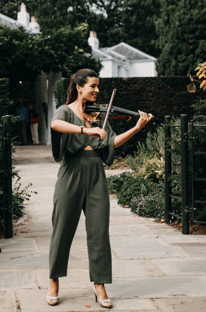 Versatile Electric Violinist - Photo 4