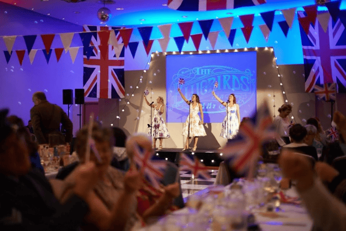 The Bluebirds - Photo 13