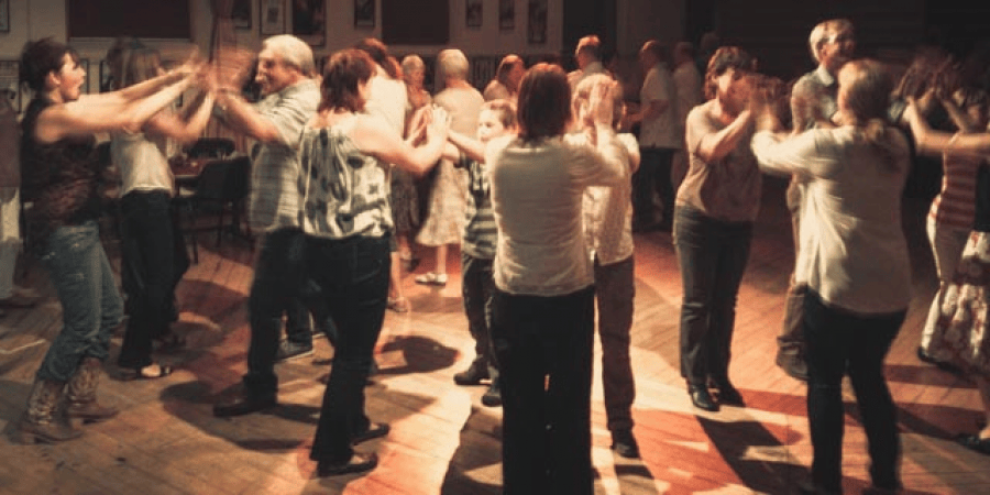 The Hessle Ceilidh Band - Photo 11