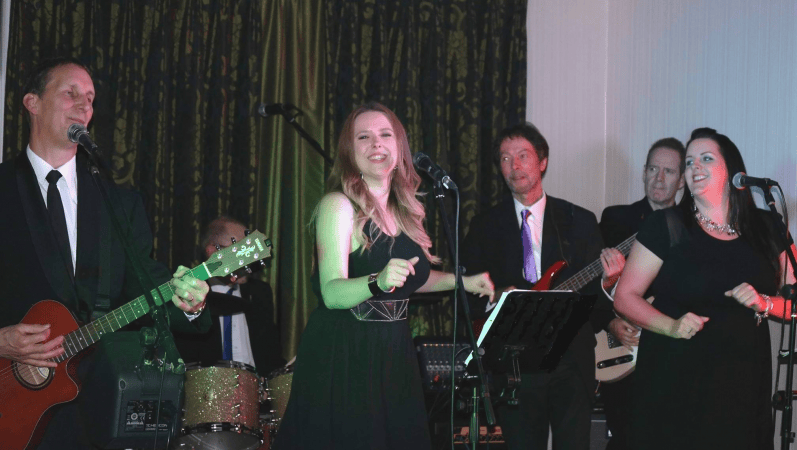 Famous Five Band - Photo 4