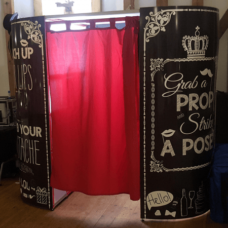 Glitz n Glamour Photo Booths - Photo 3