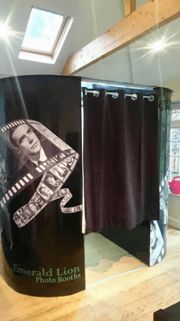 Emerald Lion Photo Booths - Photo 8