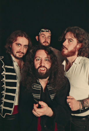 The Captain's Beard - Photo 3