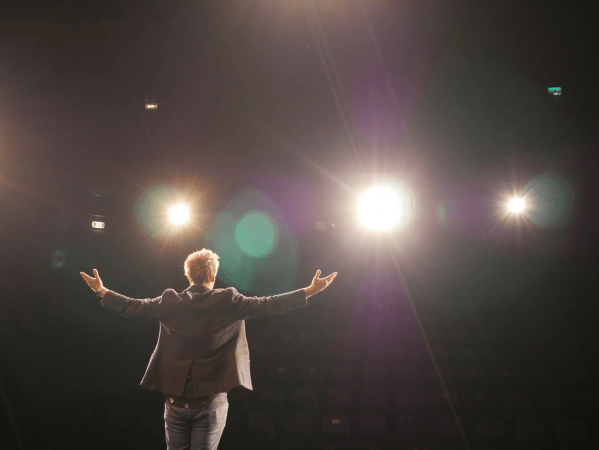 Award Winning Magic Of Graeme Shaw - Photo 10