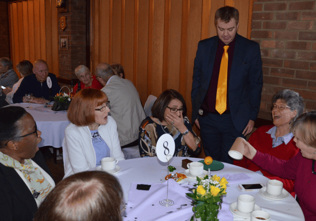 Brian O'Leary Magician - Photo 8