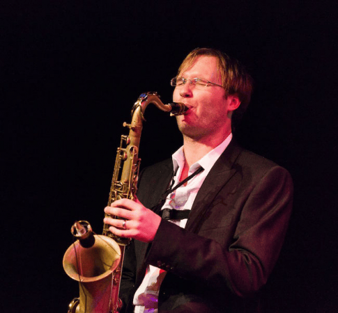 Matthew Smith Saxophonist - Photo 3