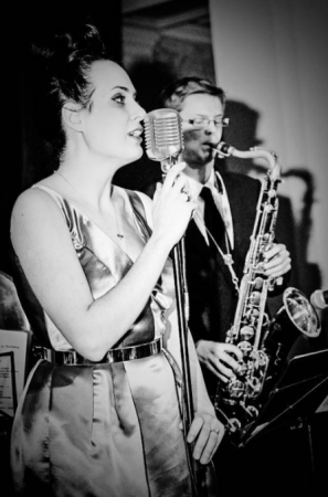 Noa Alvarez Jazz Vocalist and Band - Photo 4