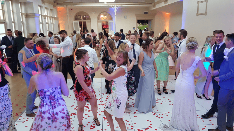 The Surrey Wedding DJ - Photo 5