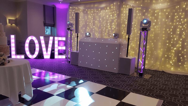 The Surrey Wedding DJ - Photo 10