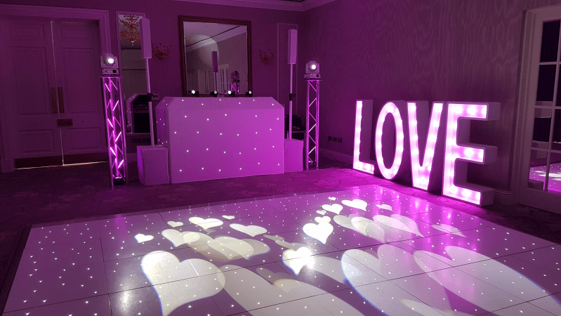 The Surrey Wedding DJ - Photo 21