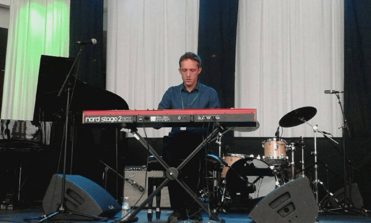 Paul Taylor - Photo 4