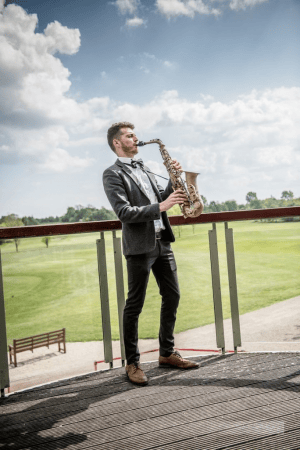 Joe Glynn Sax - Photo 2