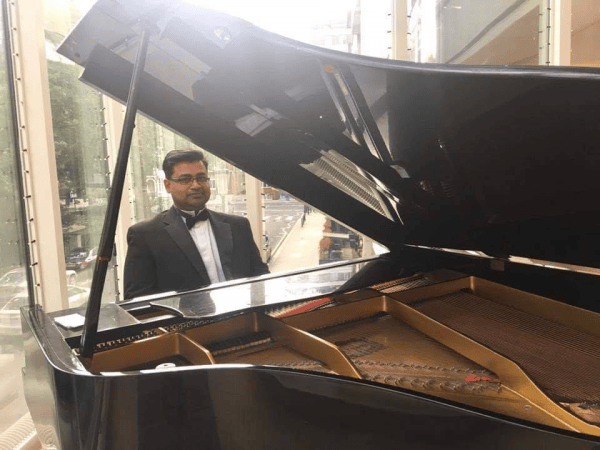 Bollywood Pianist - Photo 8