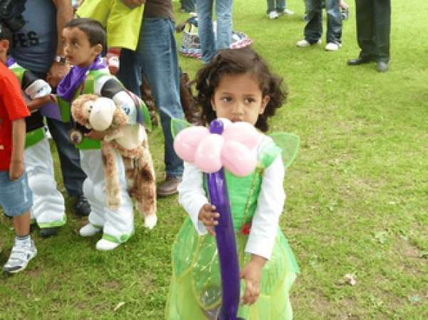 Balloon Modelling Man  - Photo 3