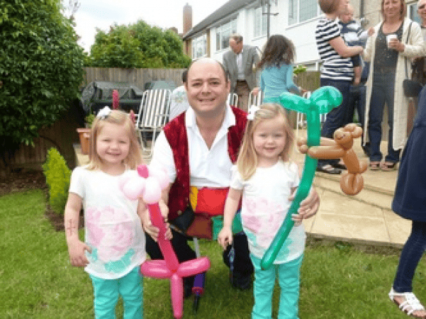 Balloon Modelling Man  - Photo 6