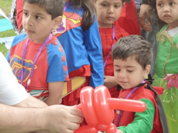 Balloon Modelling Man  - Photo 7