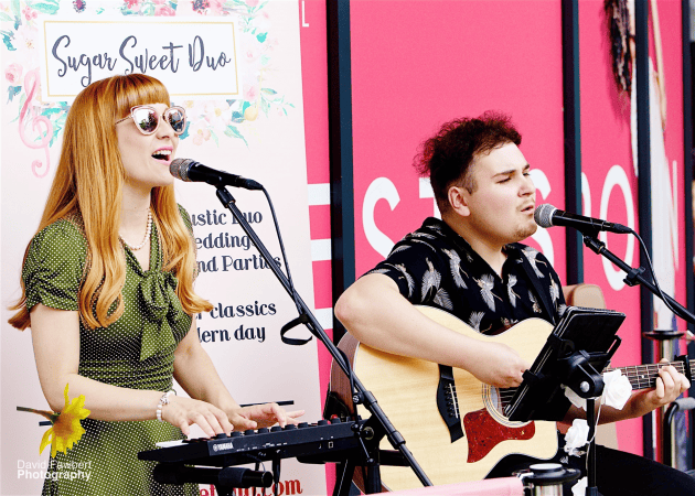 Sugar Sweet Duo - Photo 2