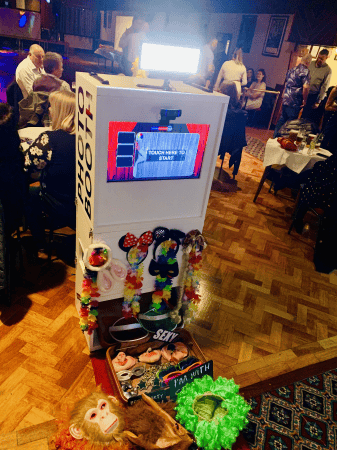 3 Hour Photo Booth Hire - Photo 5