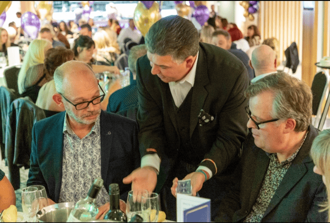 Darren Brand - Magician  - Photo 25