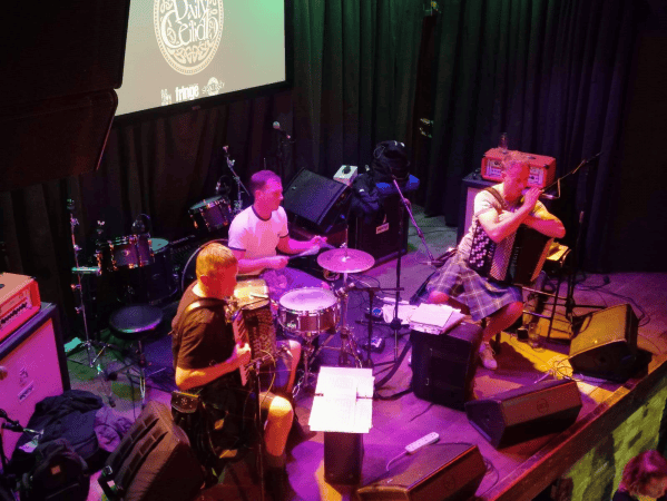 Pentlands Ceilidh Band - Photo 8