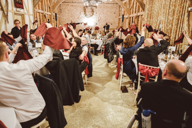 Waiters That Sing - Photo 12