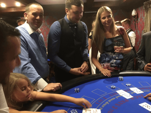 Fun.Casino South Coast Team - Photo 4