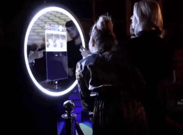 Luxury Beauty Mirror Booth - Photo 19