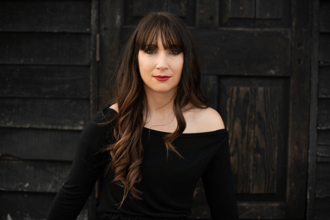 Fiona Harber - Vocalist  - Photo 2