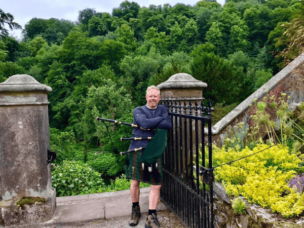 The Derbyshire Piper - Bagpiper - Photo 10