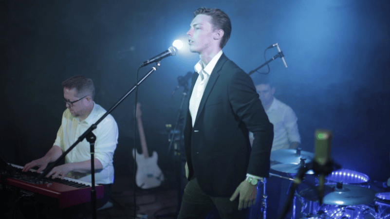 The Club Classics Band - Photo 11