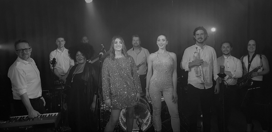 The Club Classics Band - Photo 20