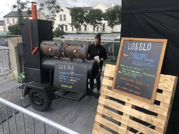 American BBQ Street Food Truck - Photo 15