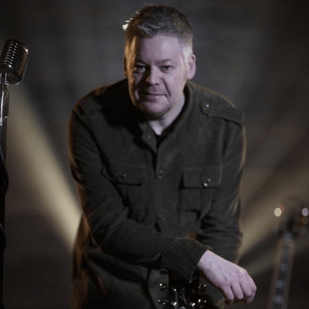 Paul Wilson-Singer Guitarist and DJ. - Photo 5