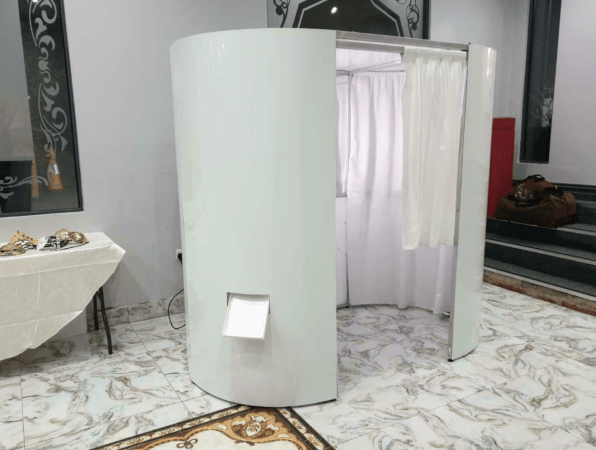 Oval Photobooth - Photo 6