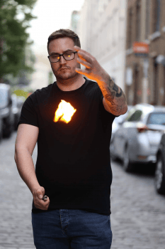 Profession Close Up Magician