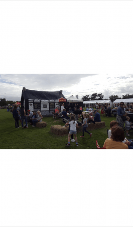 The Stagger Inn Inflatable pub - Photo 3