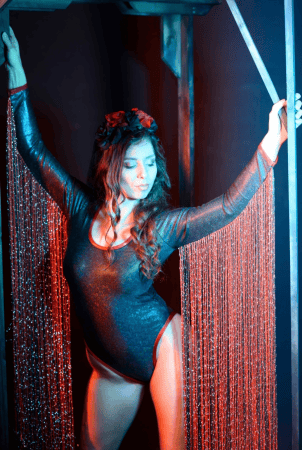 Circus Acts - Fire, Stilts, Dancers - Photo 8