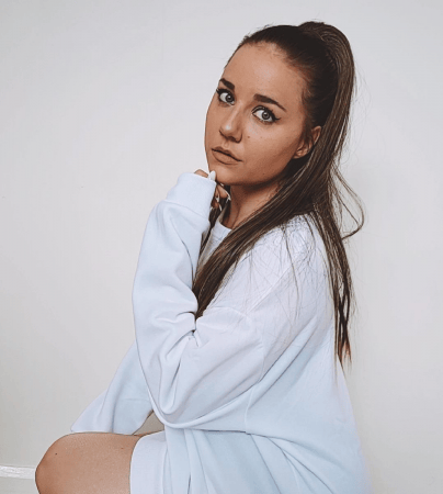 Always Ariana - Photo 4