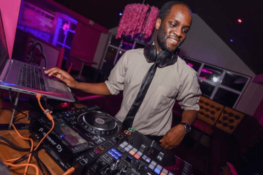DJCwarbs 