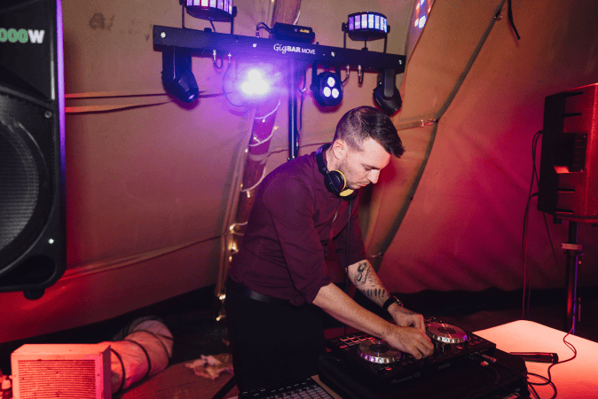 Spectrum DJ & Lighting Hire - Photo 12
